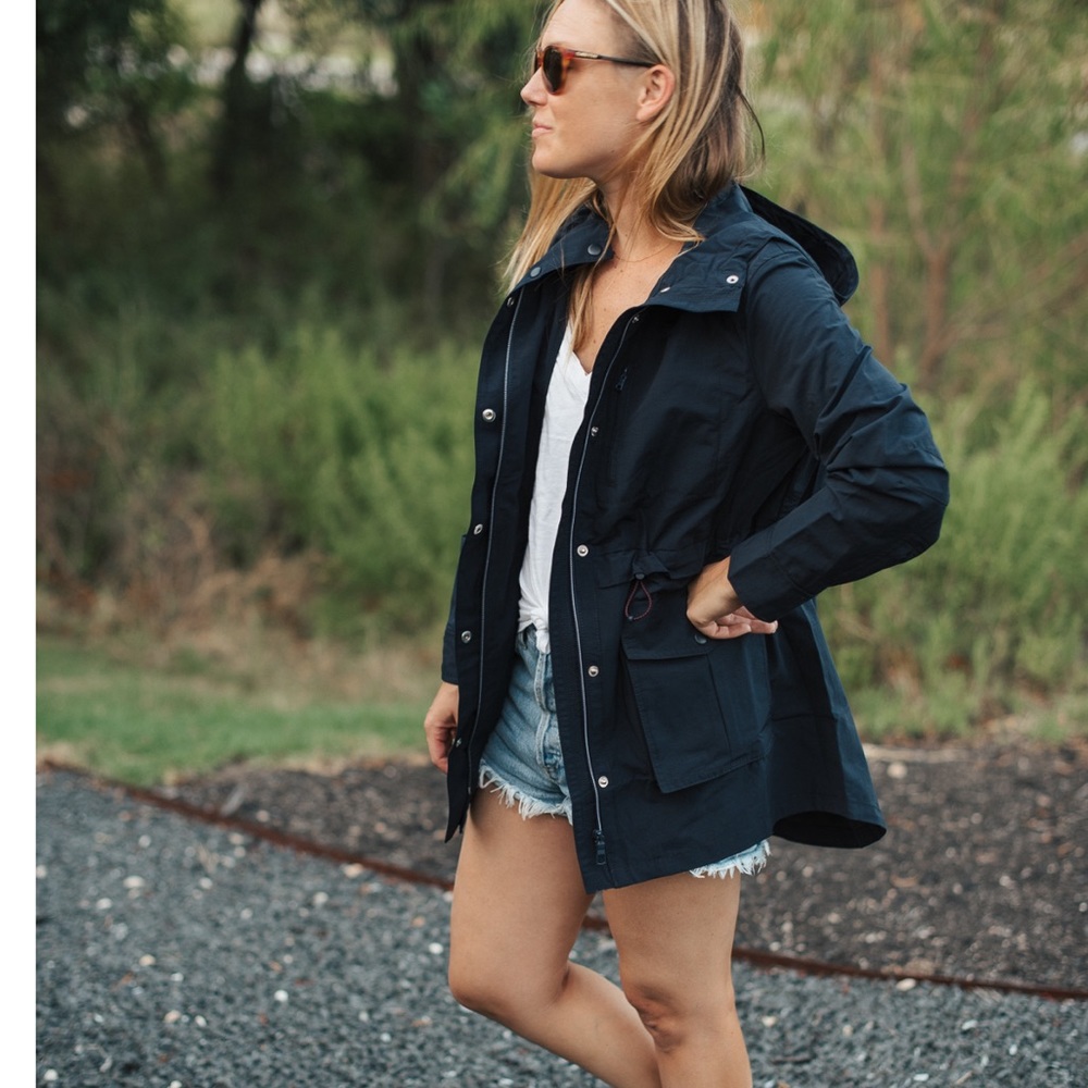 I.crew rain coat navy